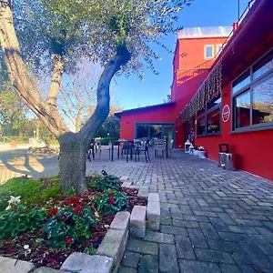 La Casina Rossa Italia